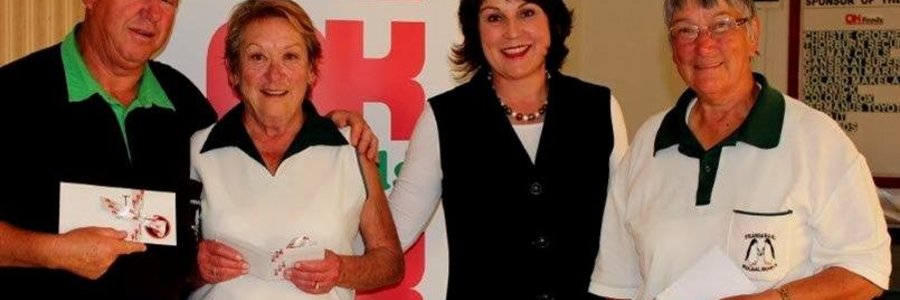 Wenners van ons OK Foods geborgde rolbaldag. Vlnr: Chris-topher Malec, Sonia Chambers, Petra van Rensburg (borg) en Betsie Schreuder (skipper).